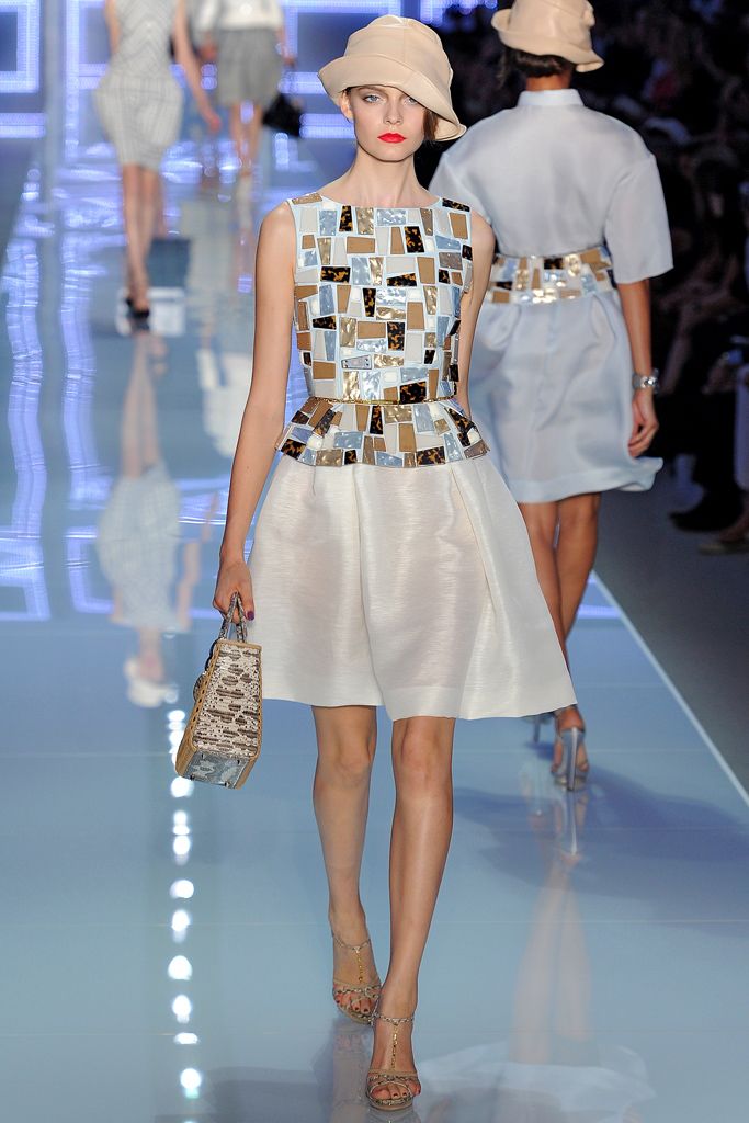 Christian Dior S/S 12 Look 33