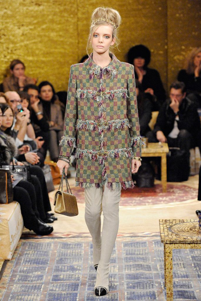 Chanel F/W 11 Look 295