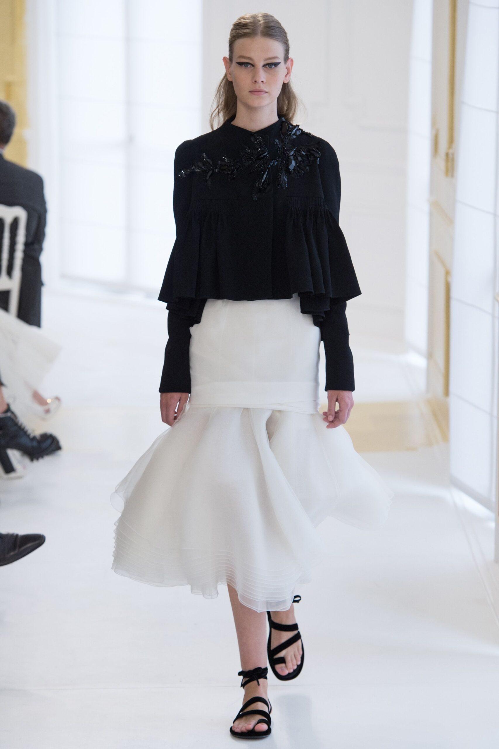 Christian Dior F/W 16 Couture Look 98
