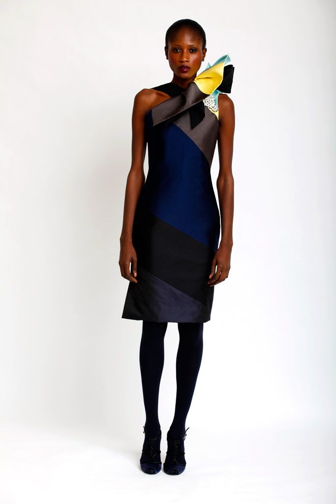 Carolina Herrera F/W 10 Look 20
