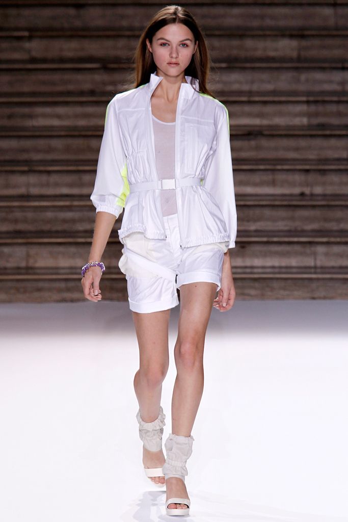 Commuun Spring 2011 Ready-to-Wear