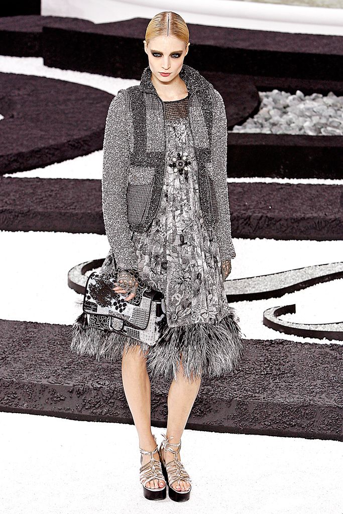 Chanel S/S 11 Look 268