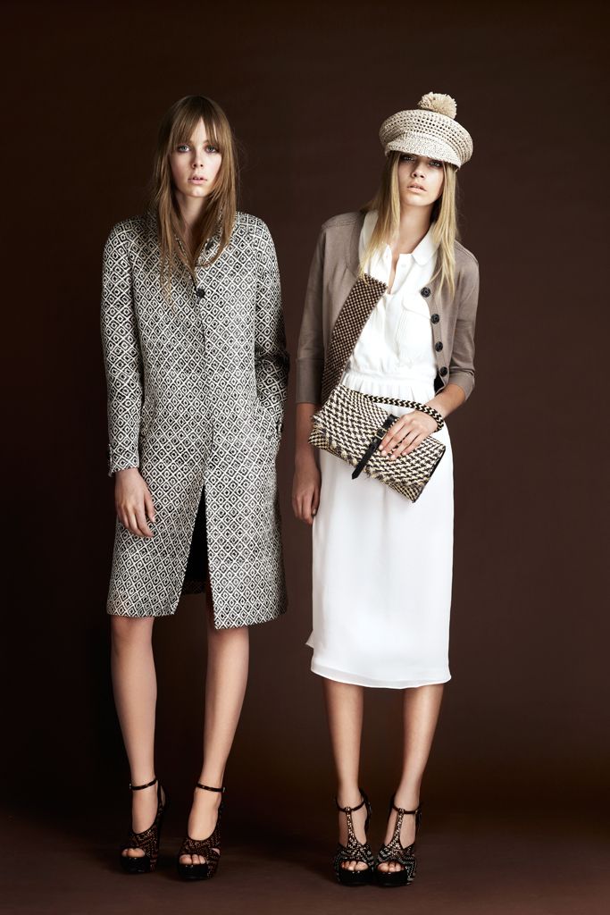 Burberry Resort 12 Look 11