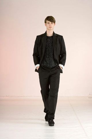 Chalayan S/S 07 Menswear Look 86