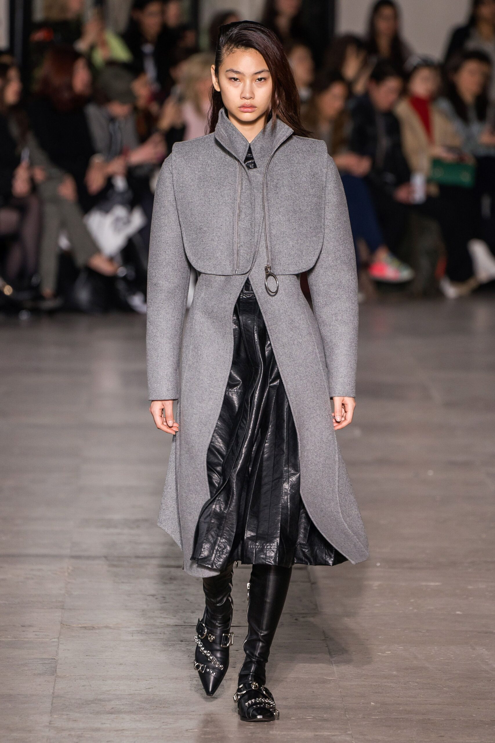 Cédric Charlier F/W 19 Look 200