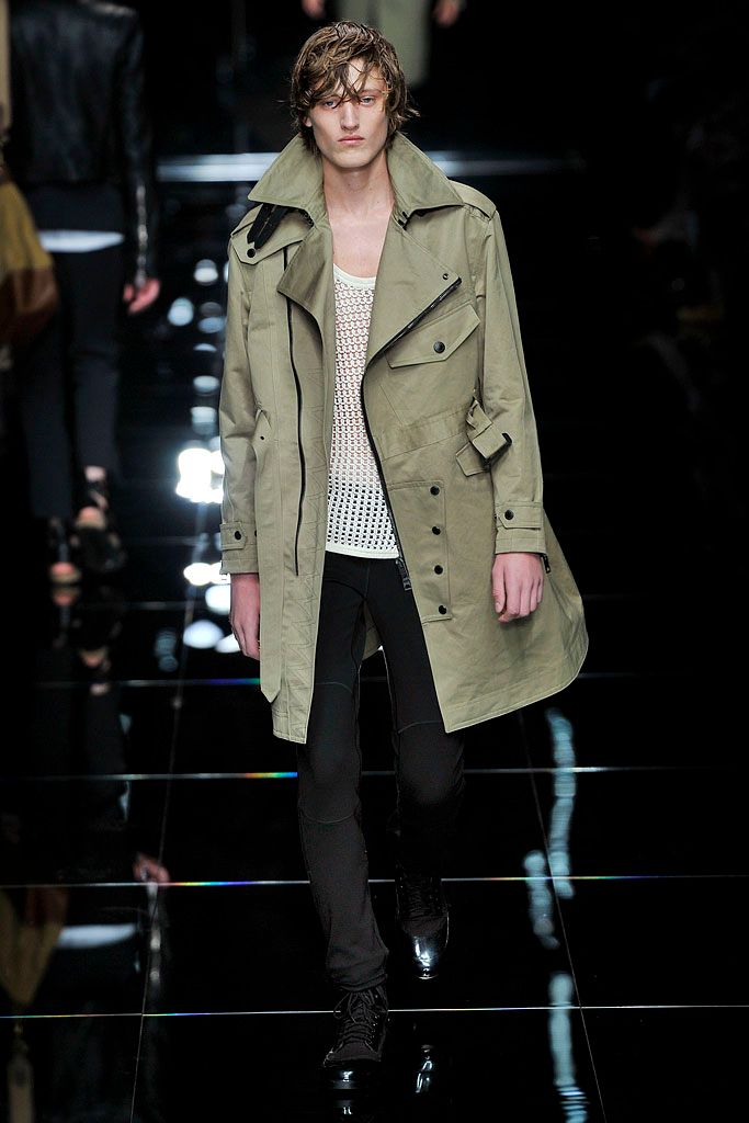 Burberry S/S 11 Menswear Look 58