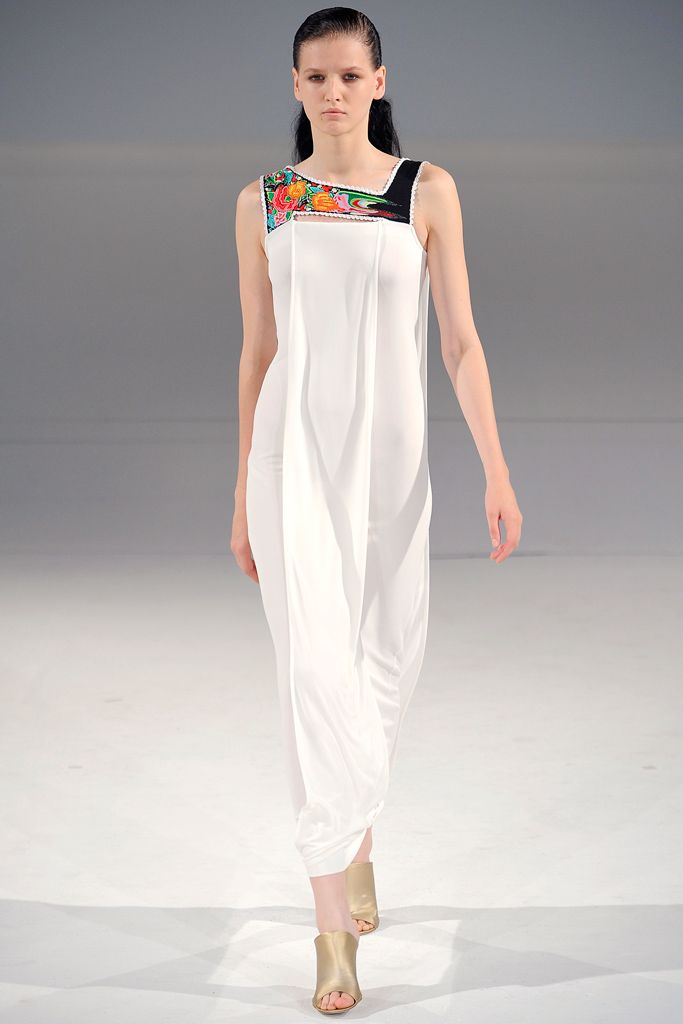 Chalayan S/S 12 Look 305