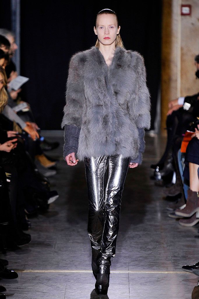 Costume National F/W 10 Look 77