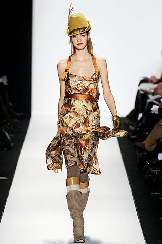 Carolina Herrera F/W 08 Look 146