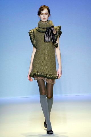 Collette Dinnigan F/W 07 Look 17