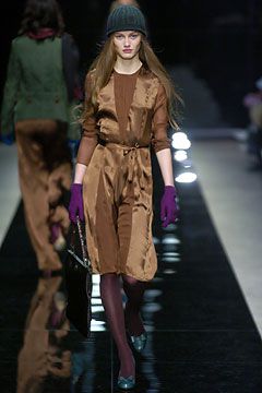 Burberry F/W 04 Look 93
