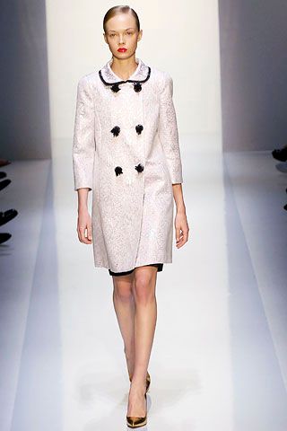 Daks by Giles Deacon S/S 08 Look 48