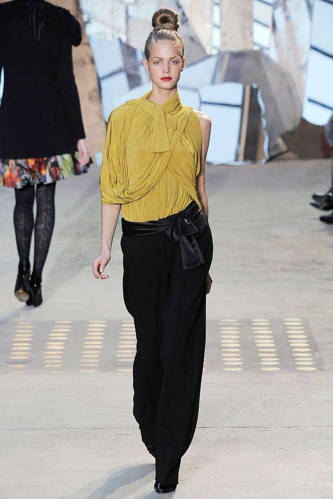 Christian Lacroix F/W 09 Look 175