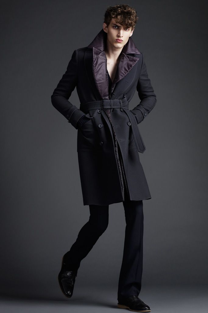 Burberry F/W 11 Look 26
