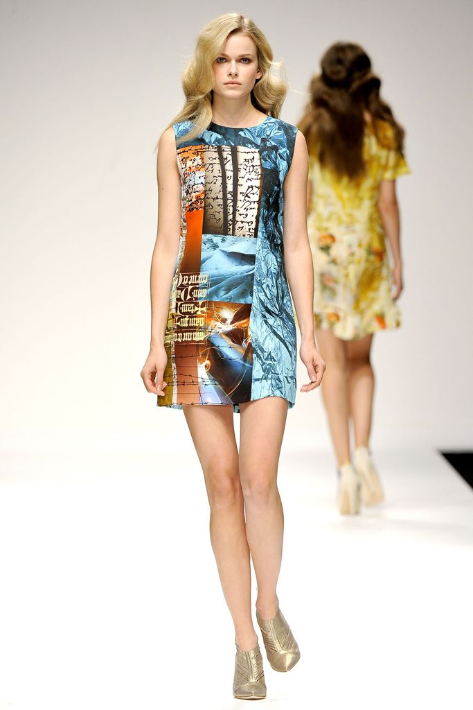 Basso & Brooke S/S 11 Look 115