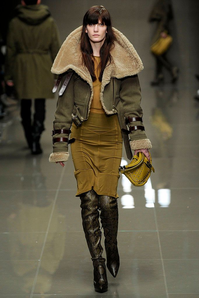 Burberry F/W 10 Look 59