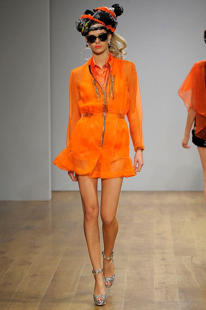 Danielle Scutt S/S 09 Look 36