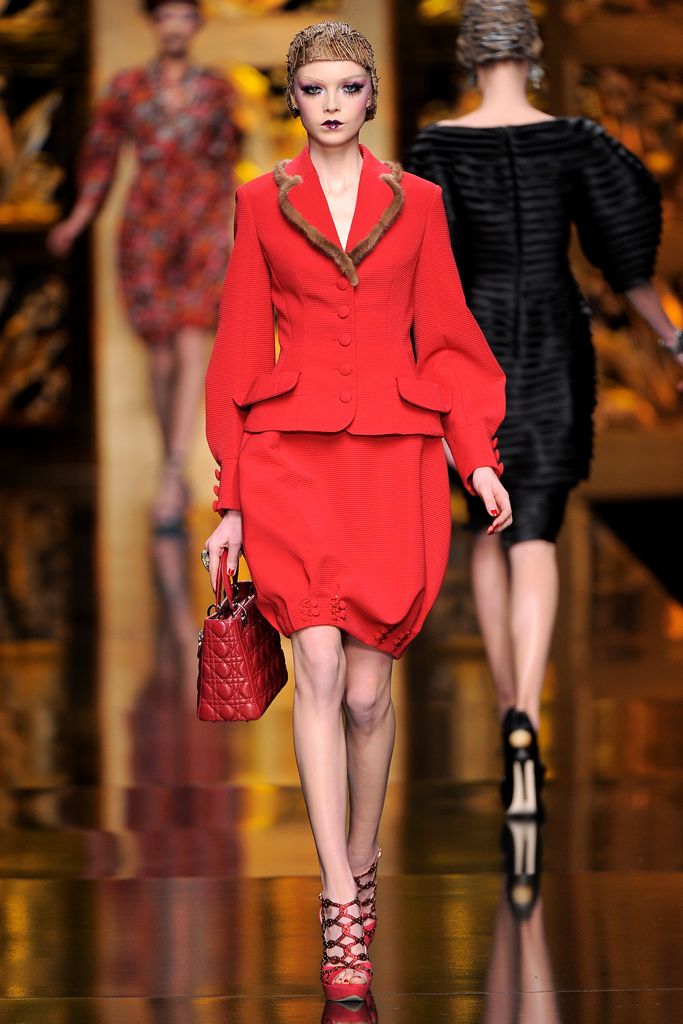 Christian Dior F/W 09 Look 104