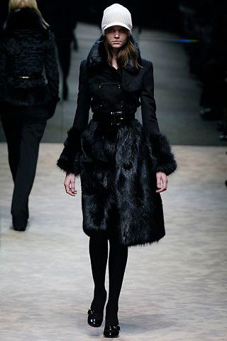 Burberry F/W 06 Look 201
