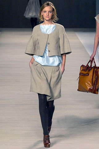 Chloé F/W 06 Look 127