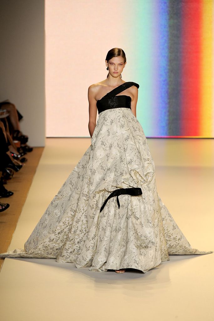 Carolina Herrera S/S 11 Look 384