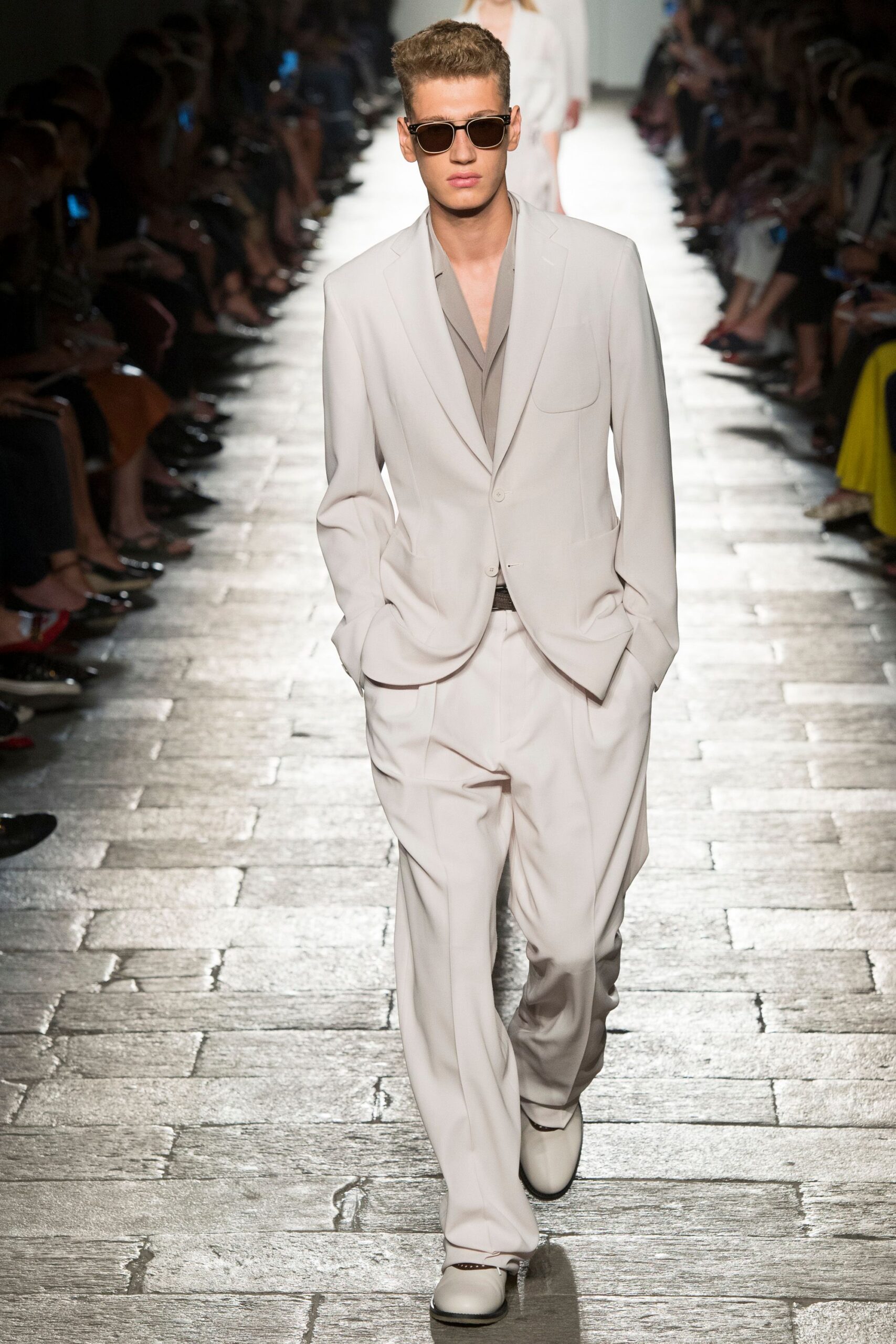 Bottega Veneta S/S 17 Look 328