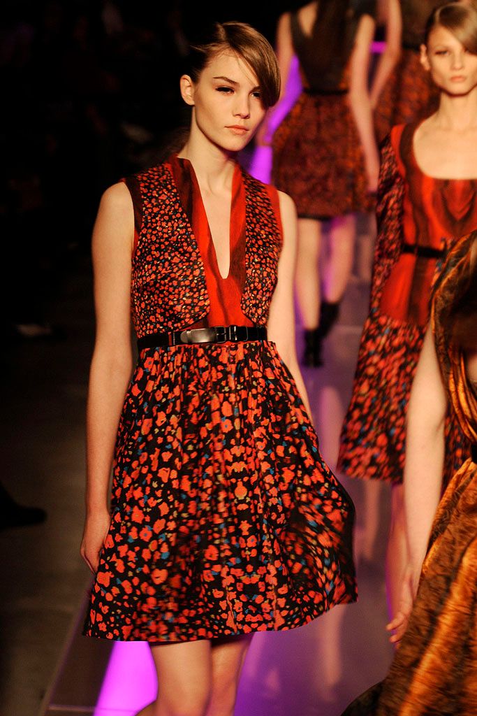 Cacharel F/W 10 Look 172