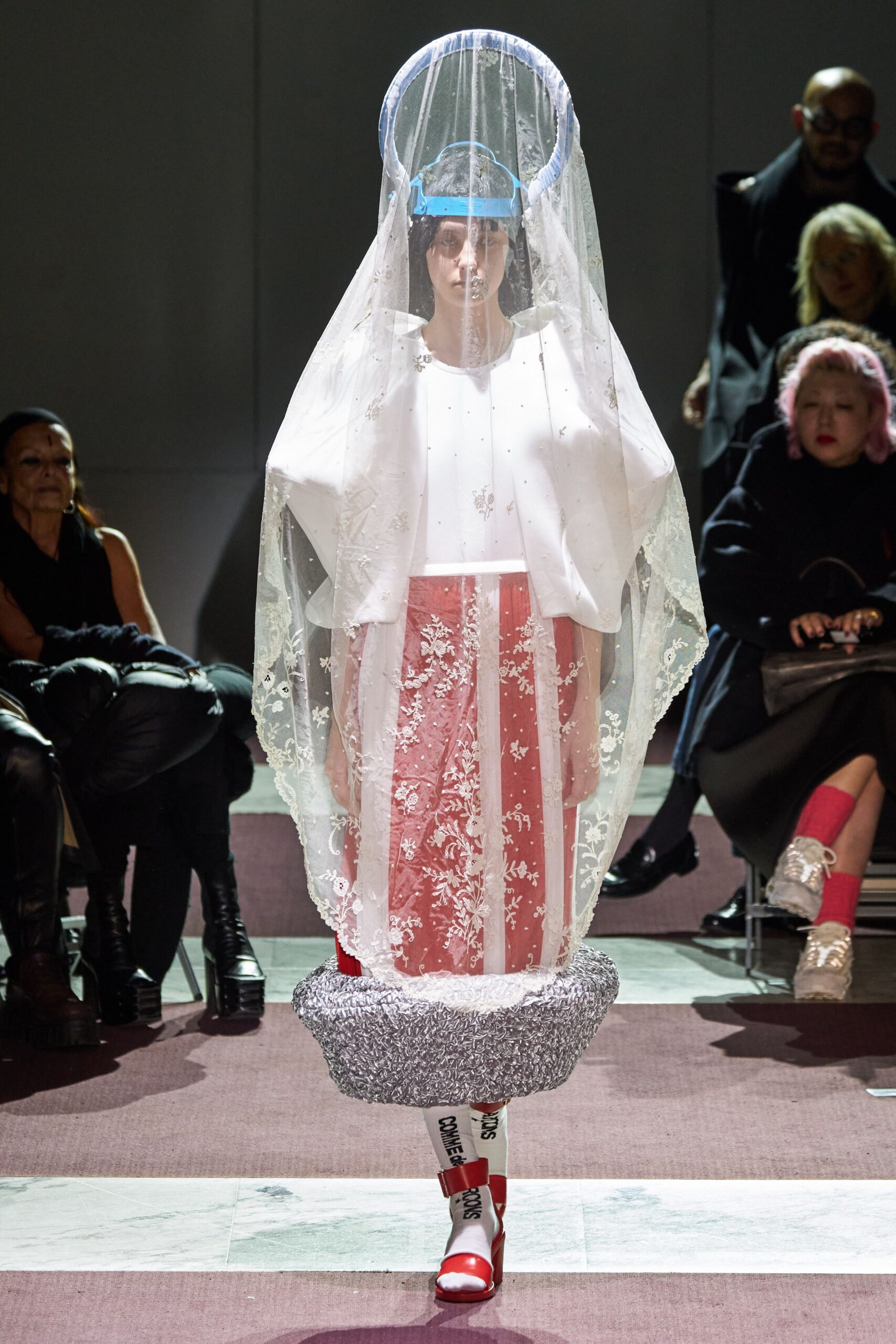 Comme des Garçons F/W 20 Look 34
