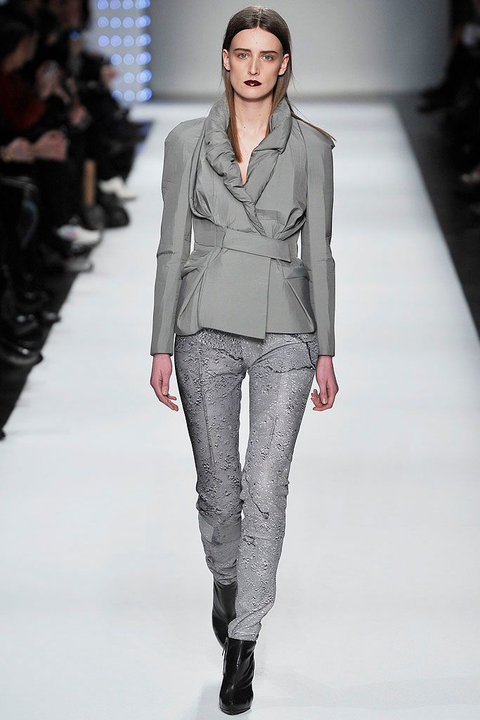 Chalayan F/W 09 Look 88