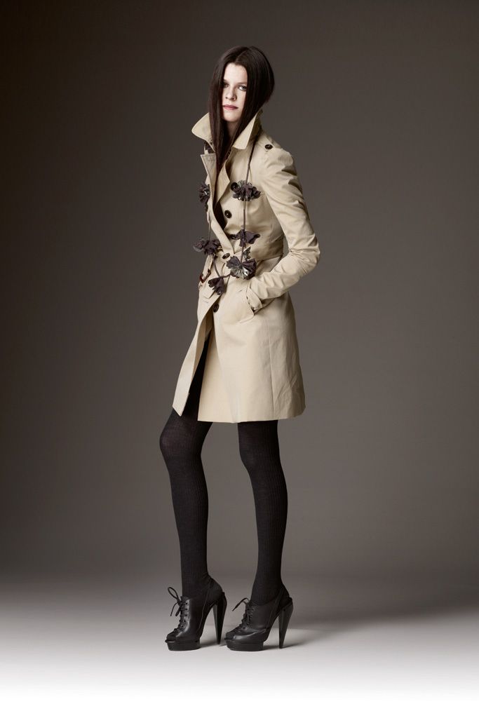 Burberry F/W 09 Look 21