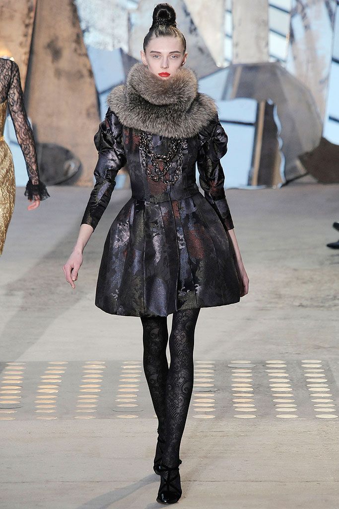 Christian Lacroix F/W 09 Look 317