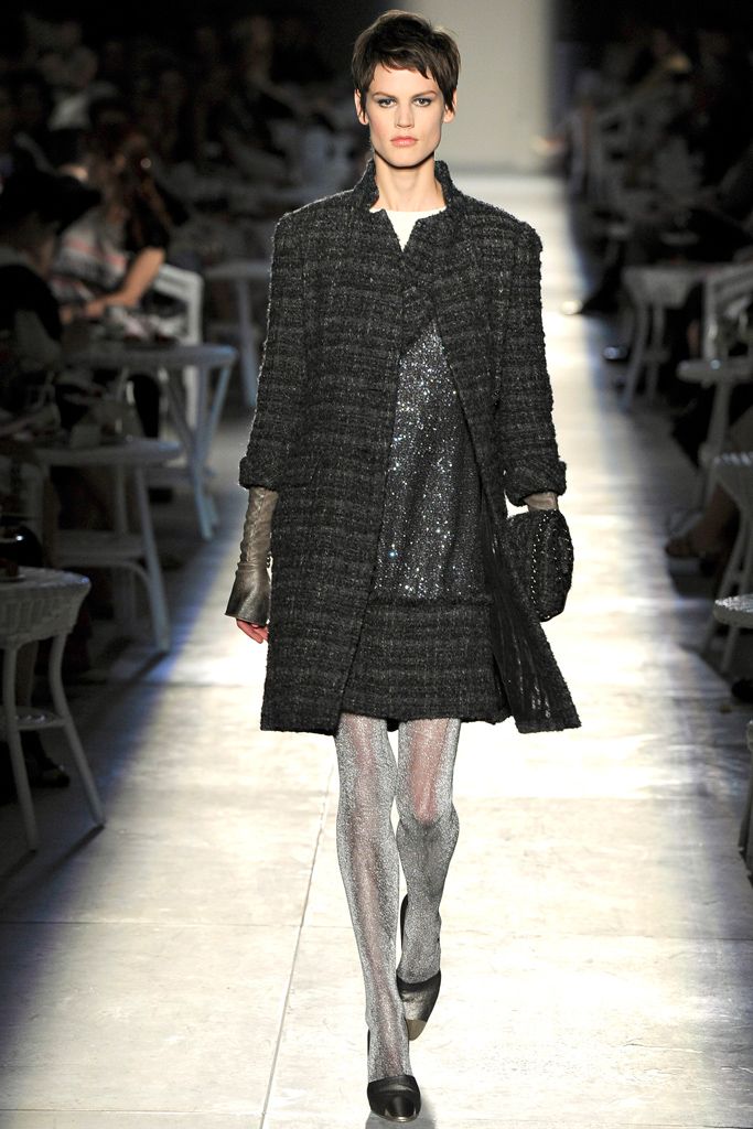 Chanel F/W 12 Couture Look 13