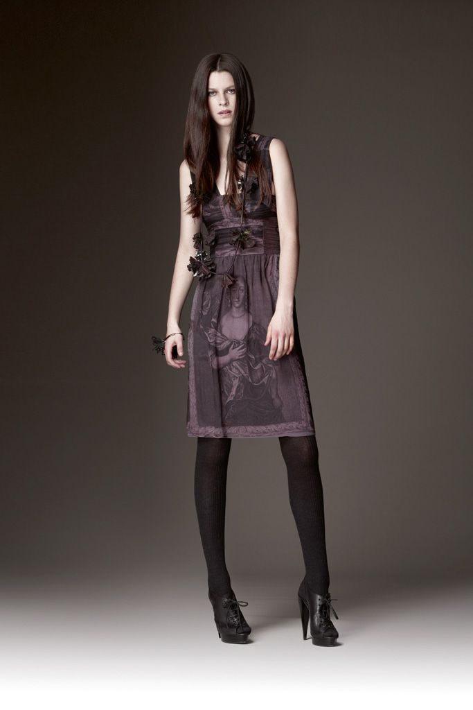 Burberry F/W 09 Look 36