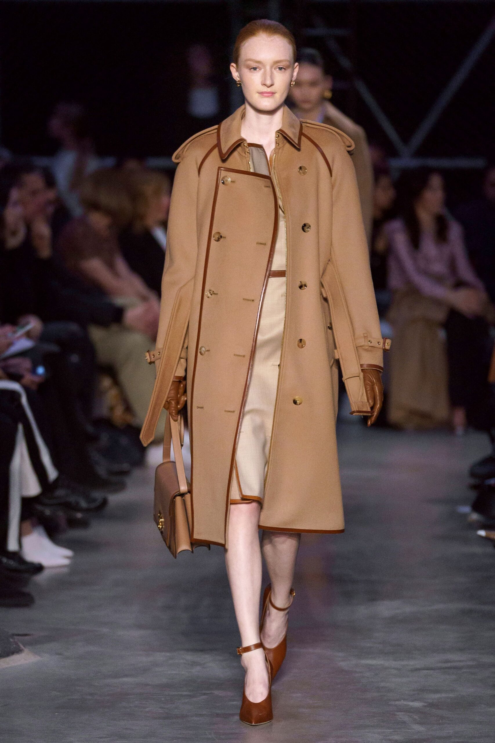 Burberry F/W 19 Look 571