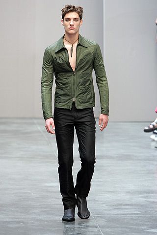 Costume National S/S 05 Menswear Look 3