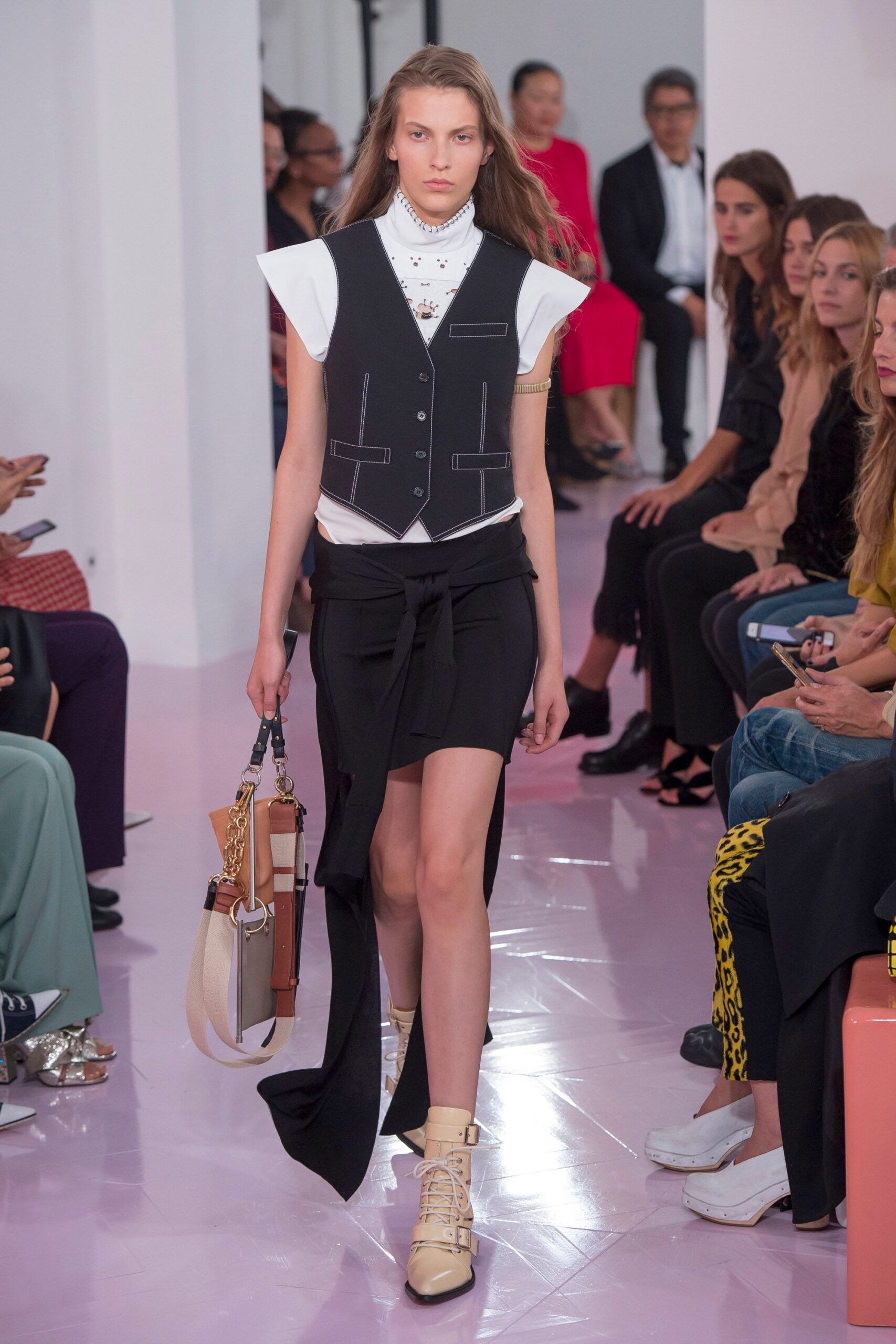 Chloé S/S 18 Look 59