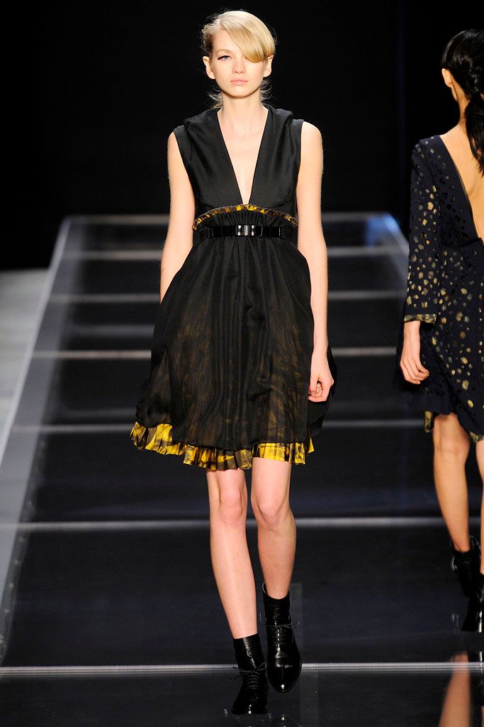 Cacharel F/W 10 Look 136