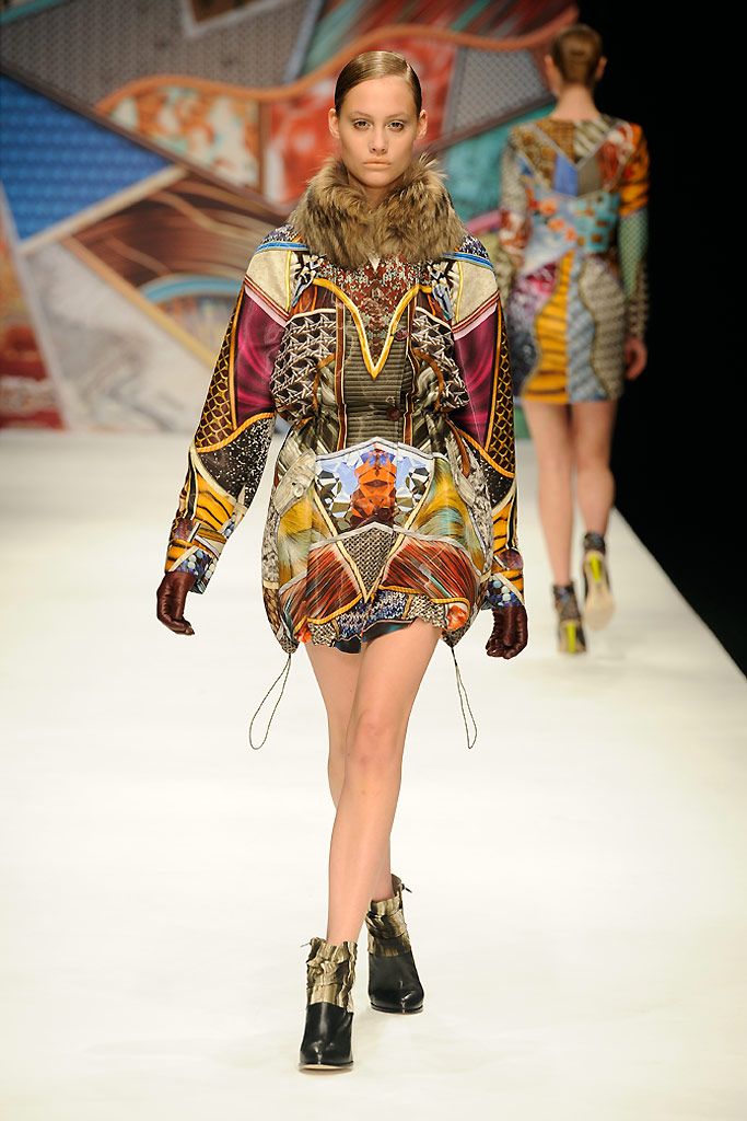 Basso & Brooke F/W 10 Look 7