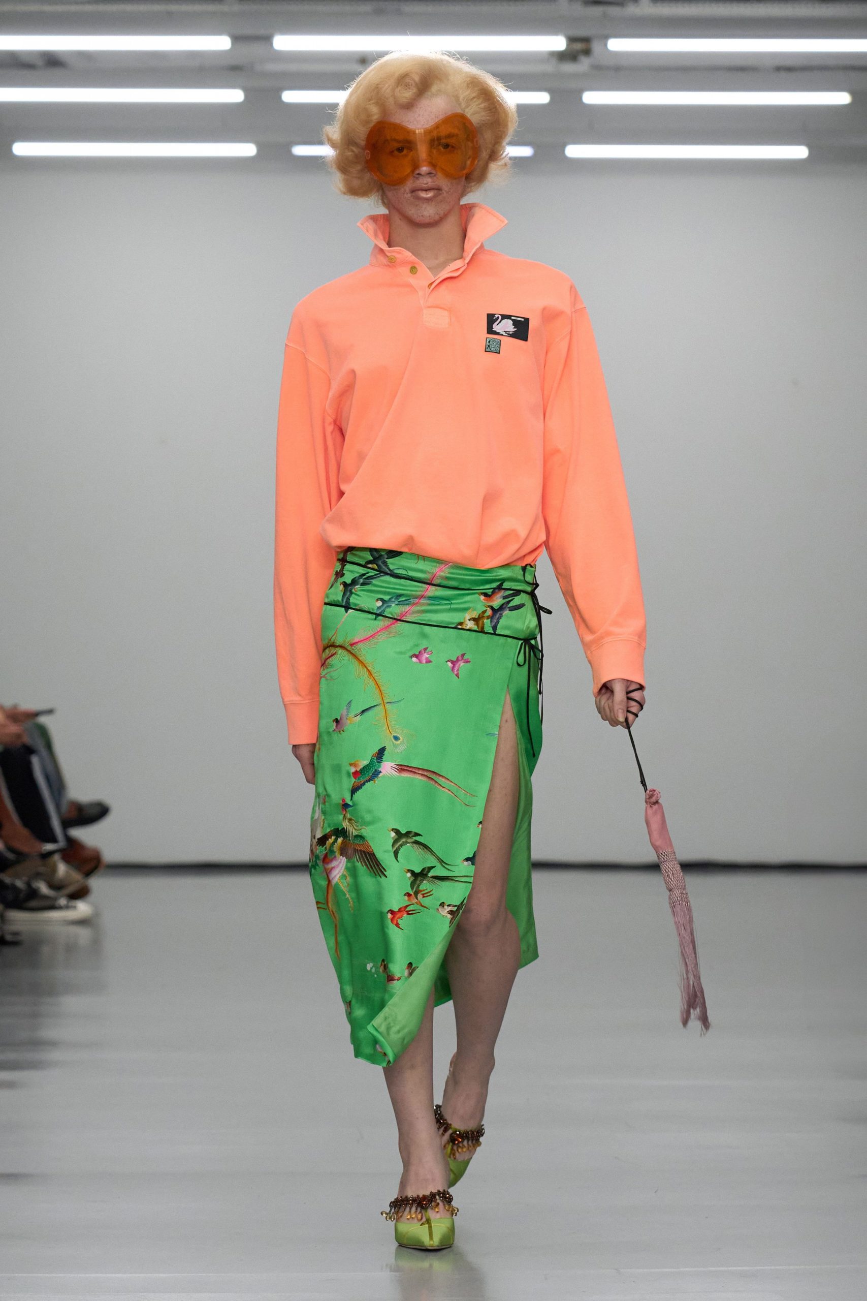 green silk slit fitted high-waisted printed skirt