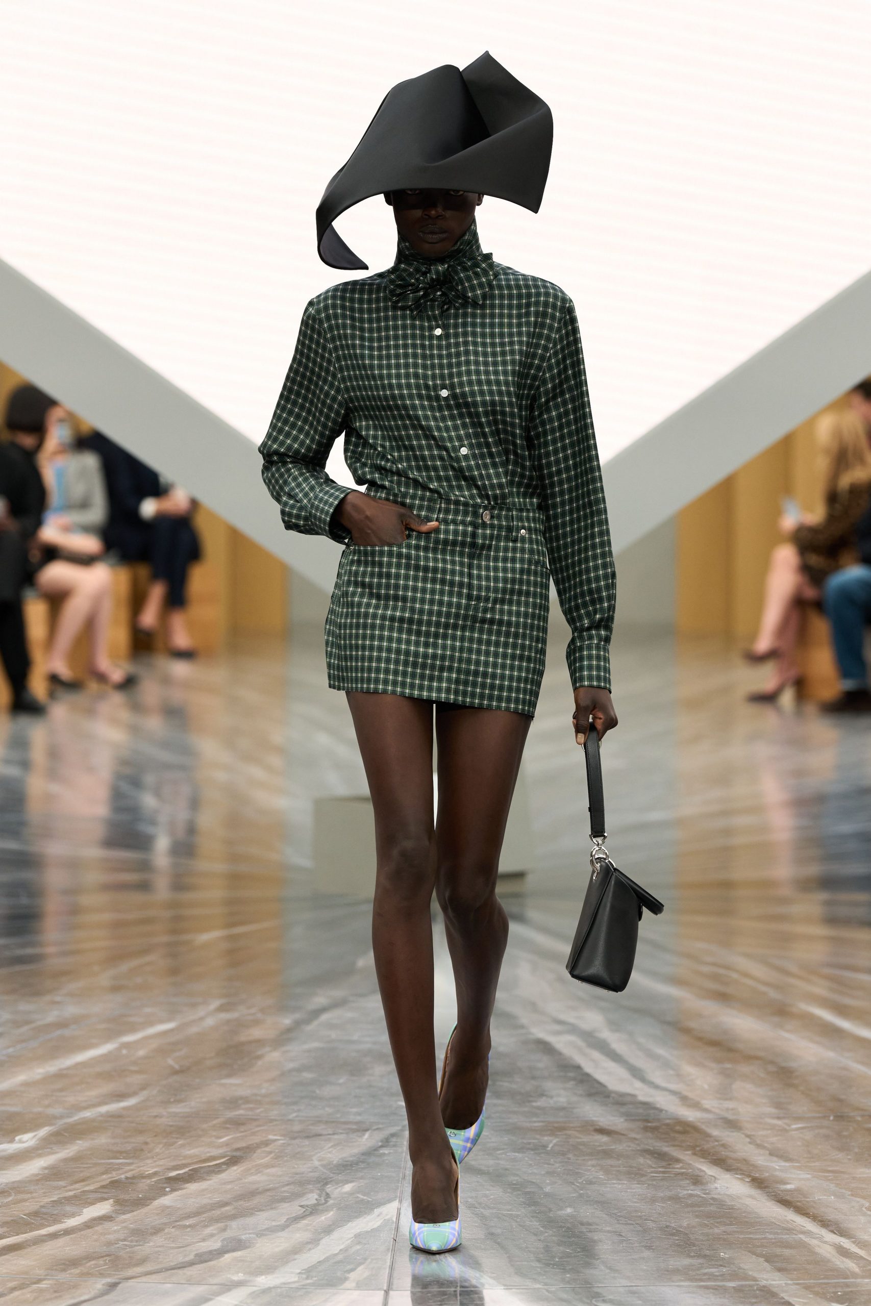 green cotton long-sleeve collared fitted checked mini shirt-dress