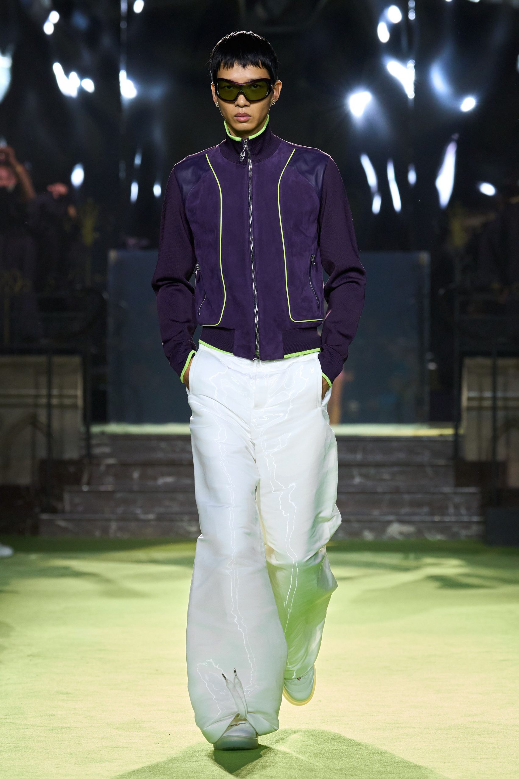 purple cotton long-sleeve collared fitted zippered jacket