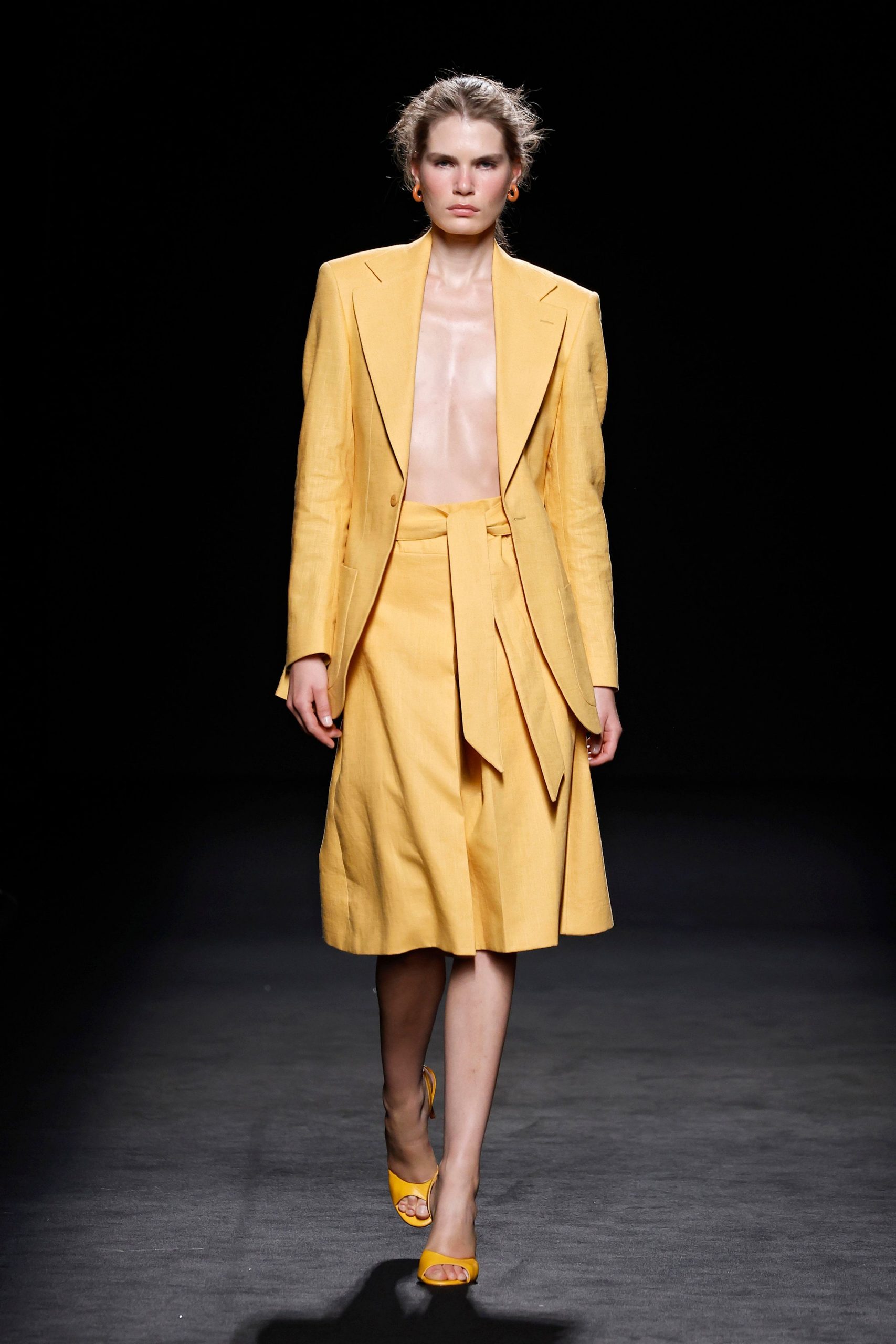 yellow linen long-sleeve collared structured buttoned blazer