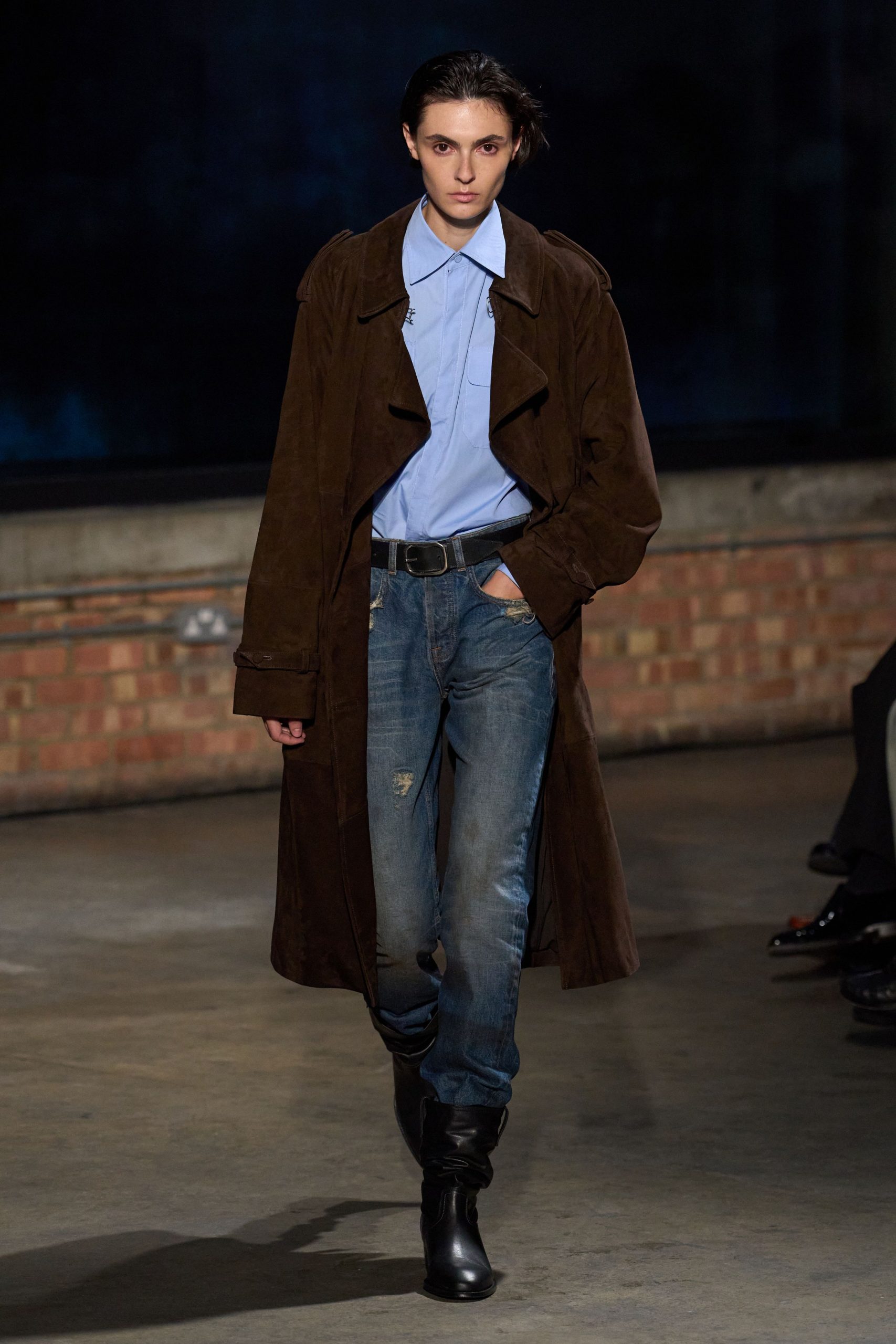 brown suede long-sleeve collared relaxed buttoned coat