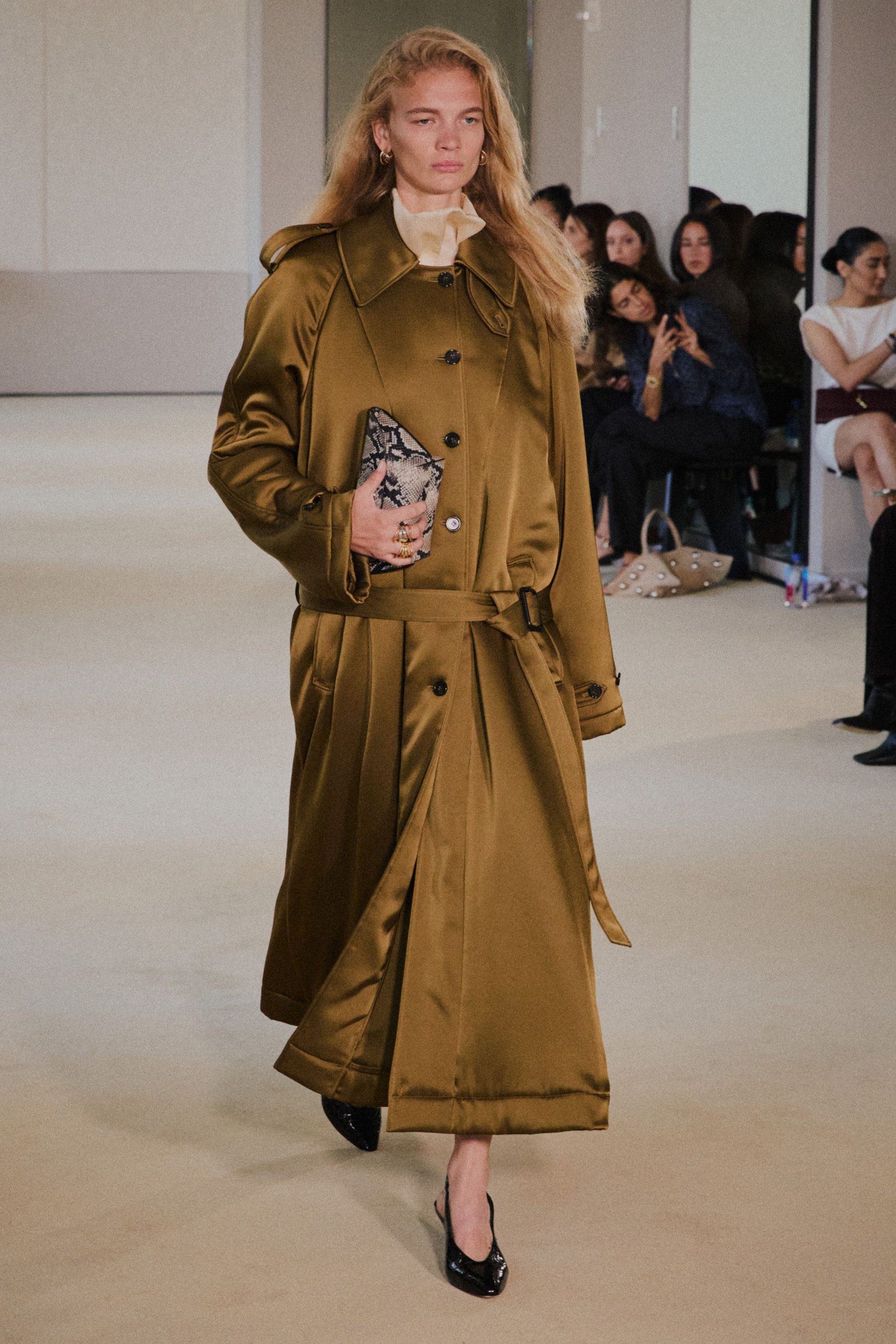 green satin long-sleeve collared relaxed belted shiny coat
