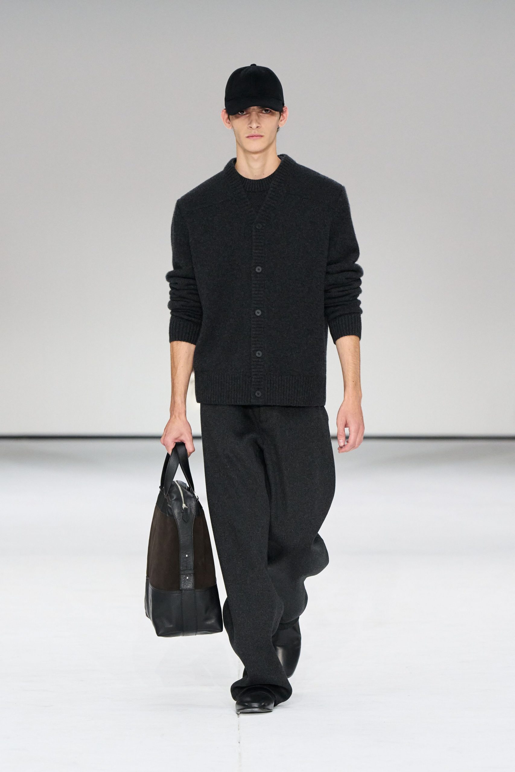 black wool long-sleeve collared relaxed cardigan