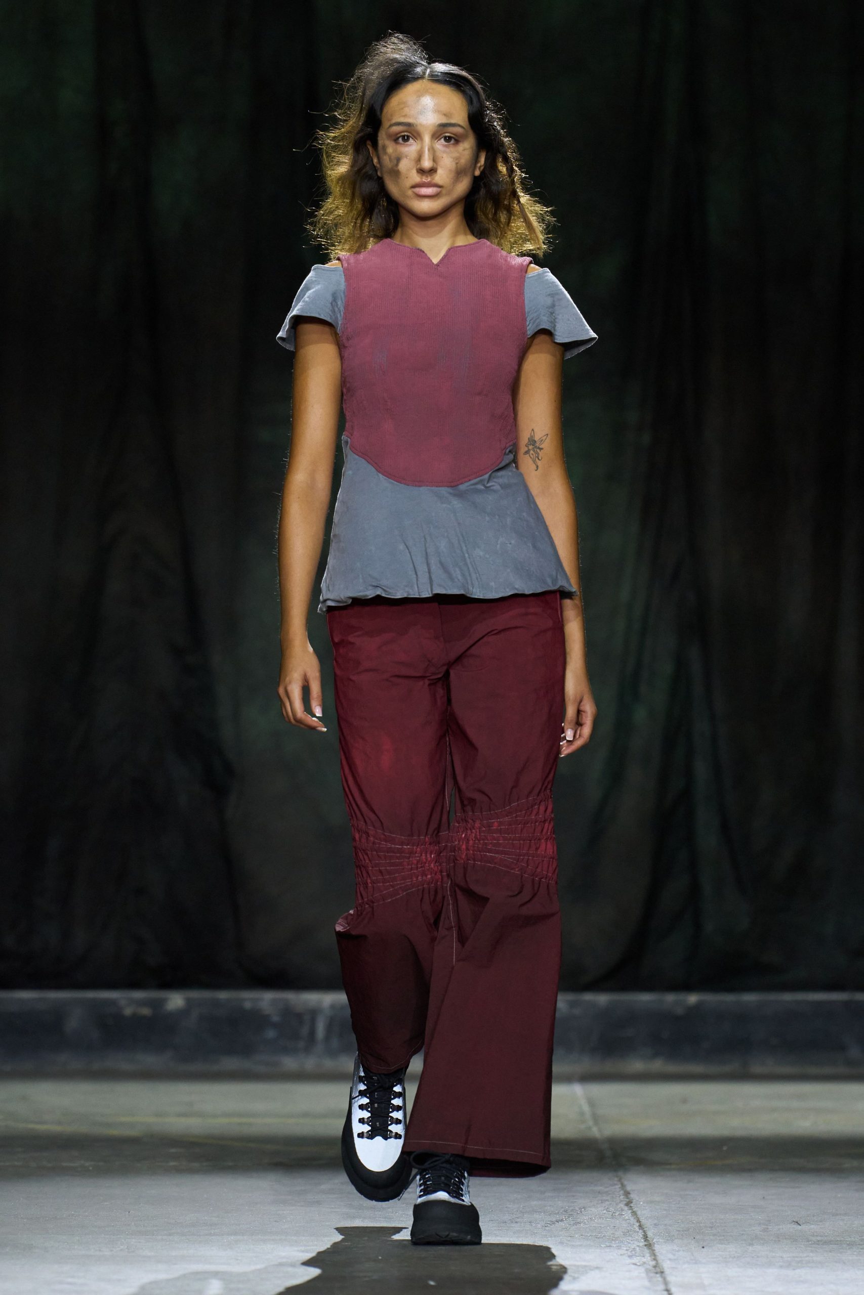 gray red fitted top maroon pants