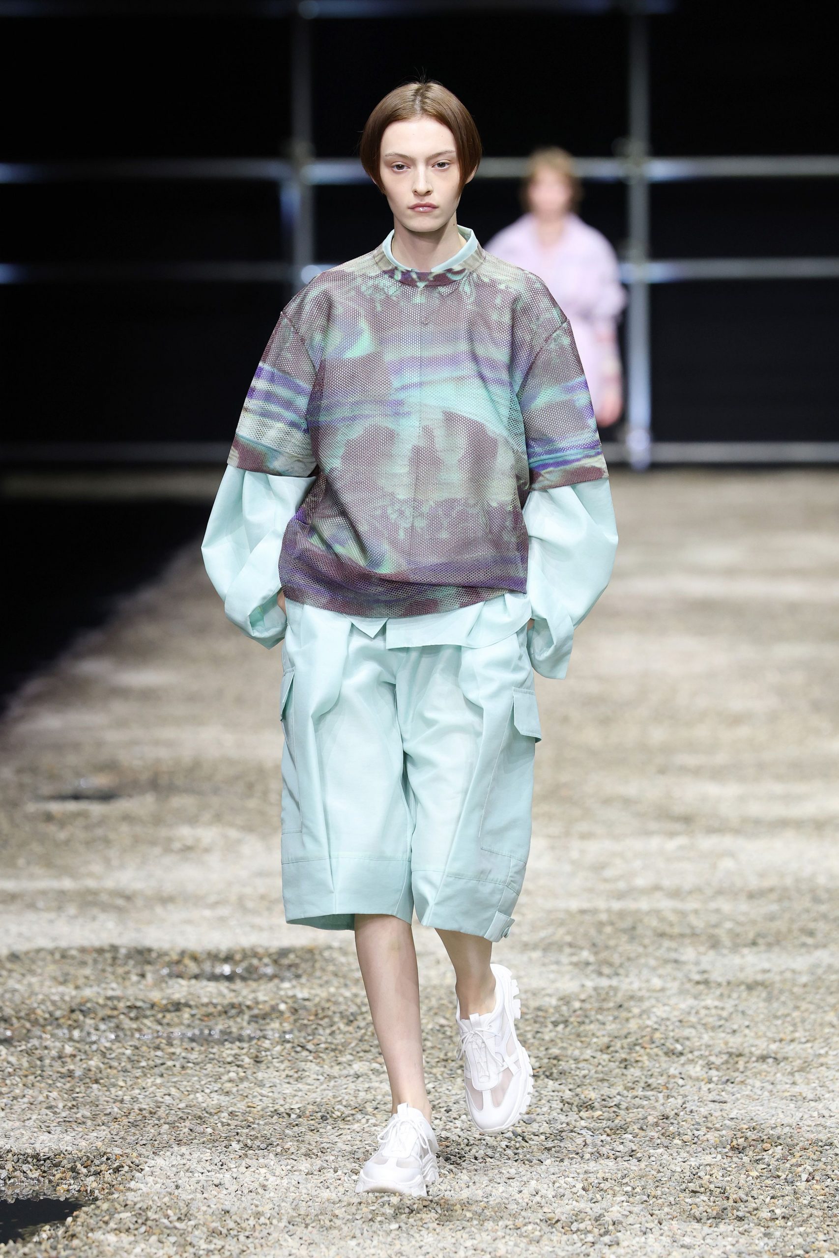 blue cotton relaxed cargo shorts