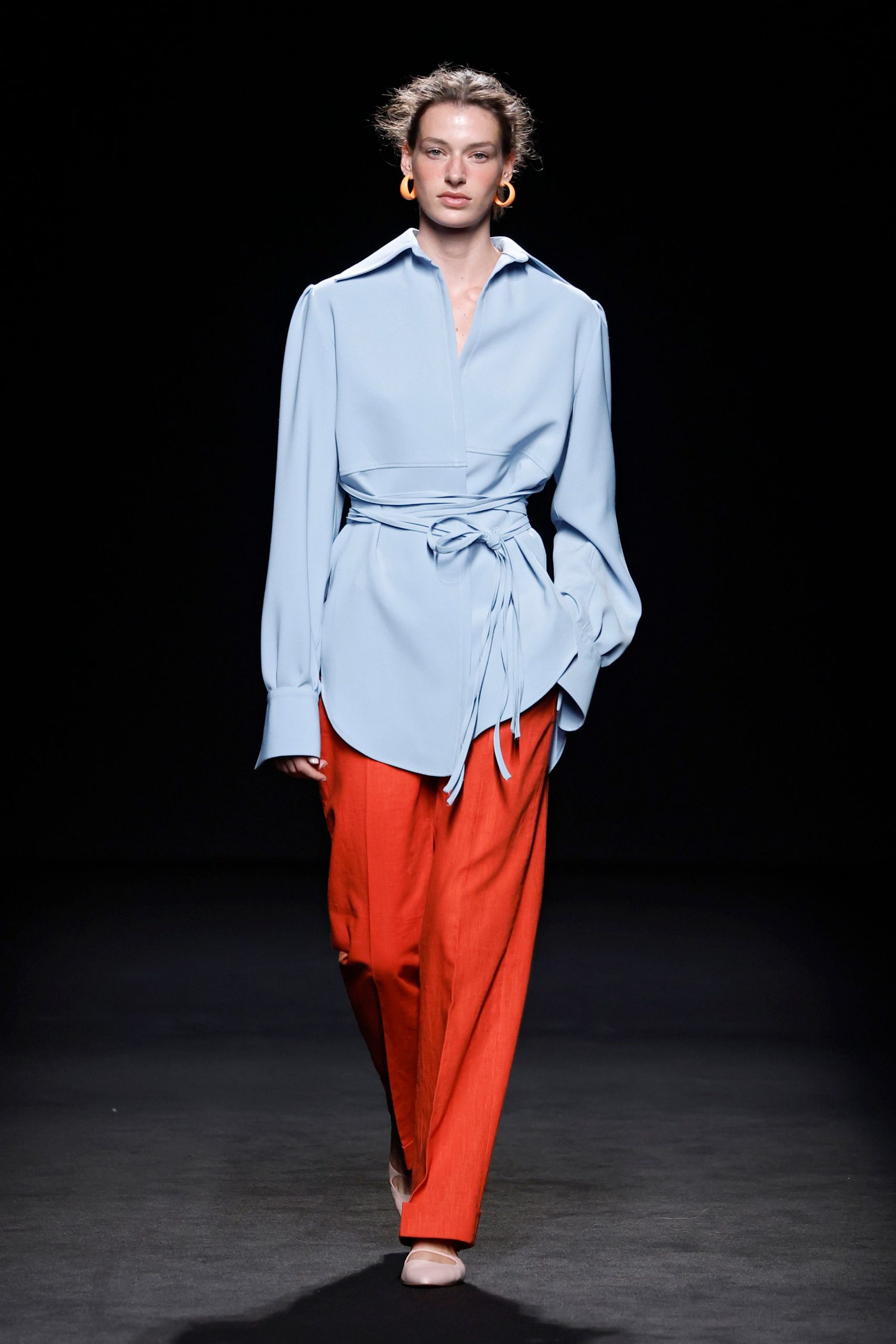 blue long-sleeve collared relaxed belted shirt