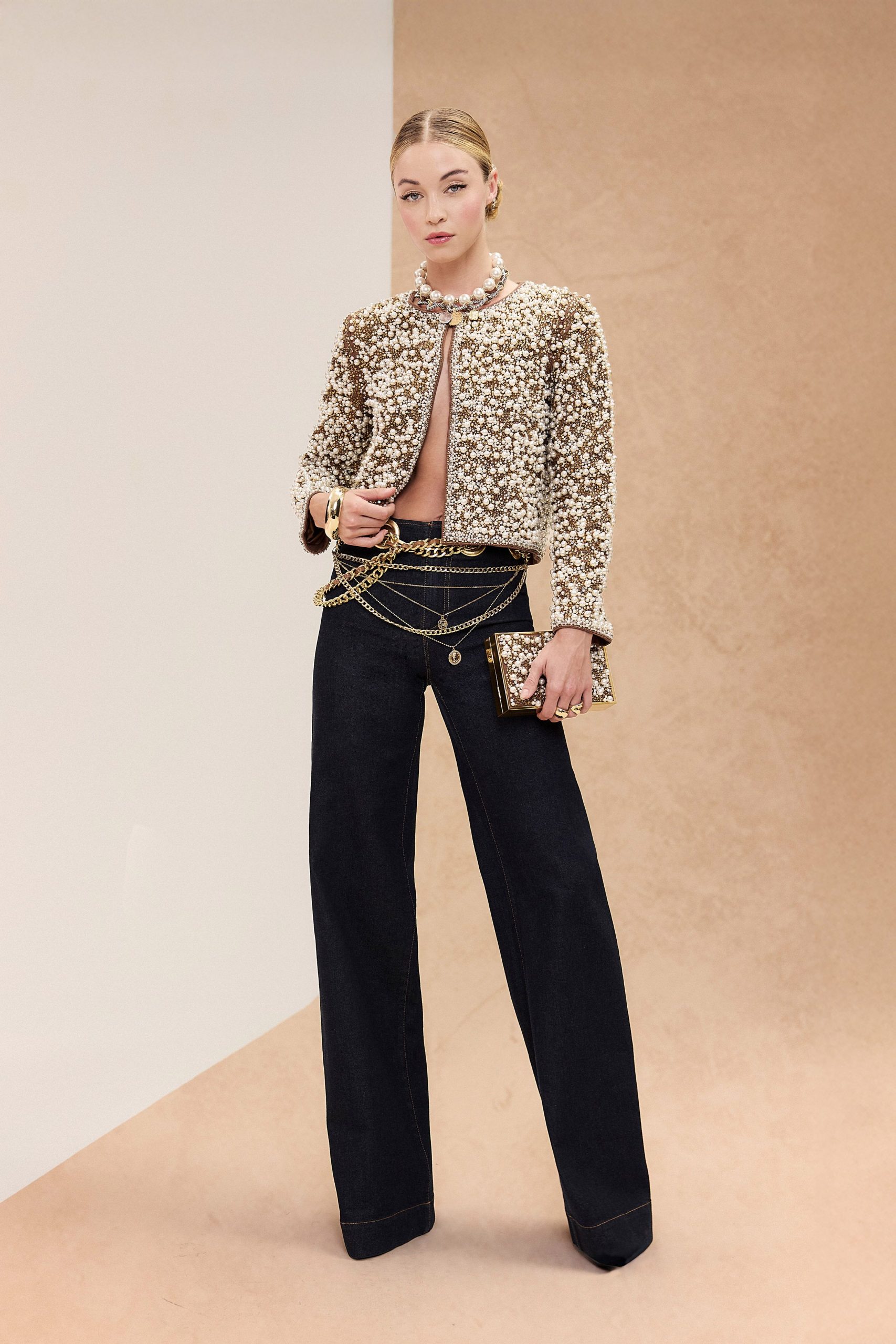 gold sequin long-sleeve collared fitted buttoned shiny jacket