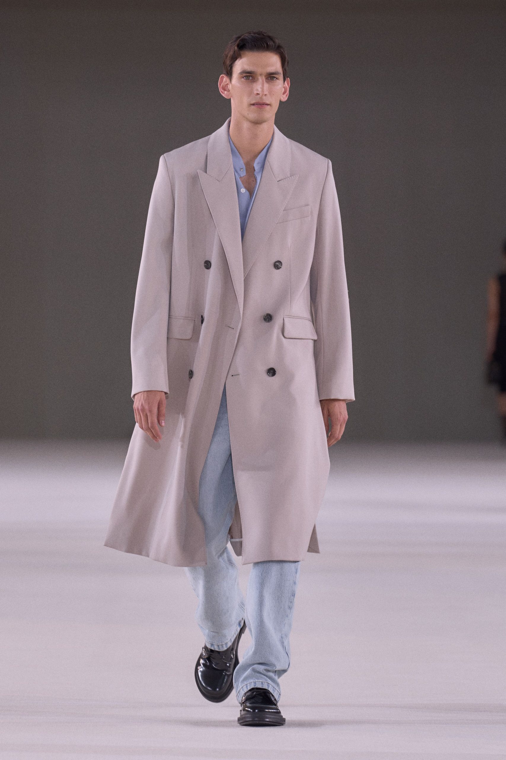 AMI PARIS S/S 24 Menswear Look 95